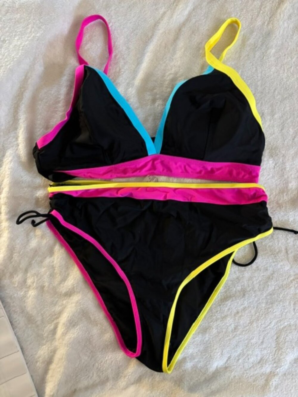Unbranded Women's 2XL Black Pink Blue Yellow Trim Bikini Two-Piece Swimsuit